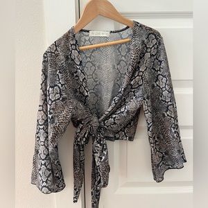 Snake blouse